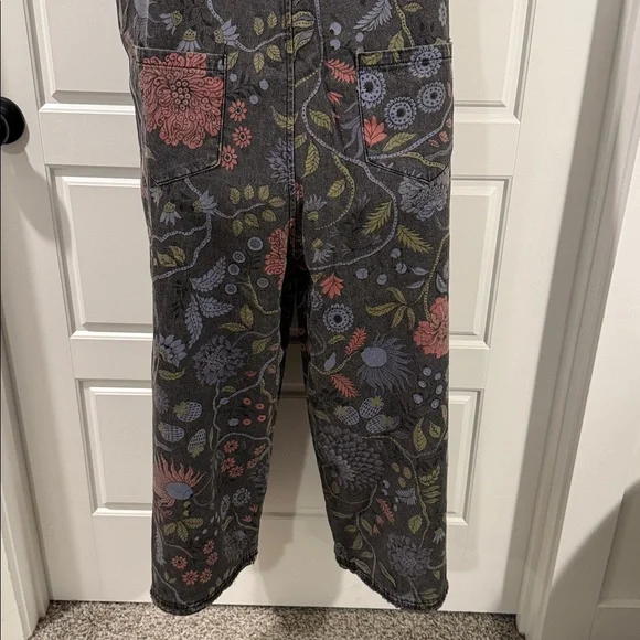 Easel High Hopes Slouchy Denim Overalls medium NWOT - Picture 9 of 9